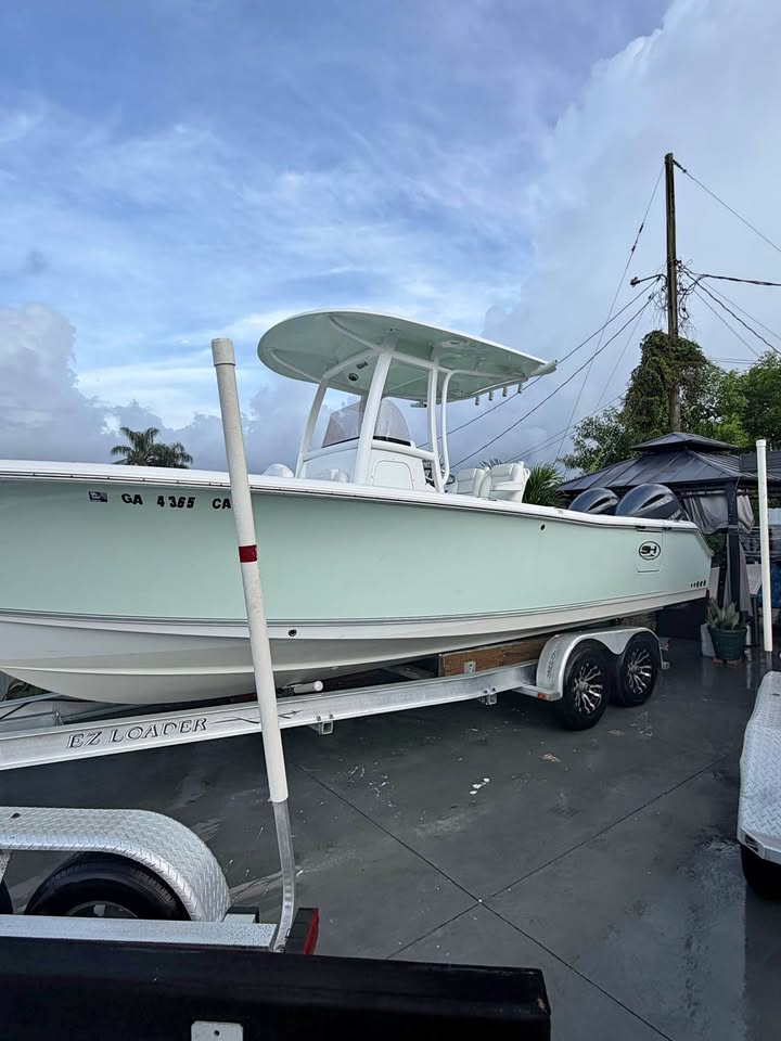 2015 SEA HUNT 256