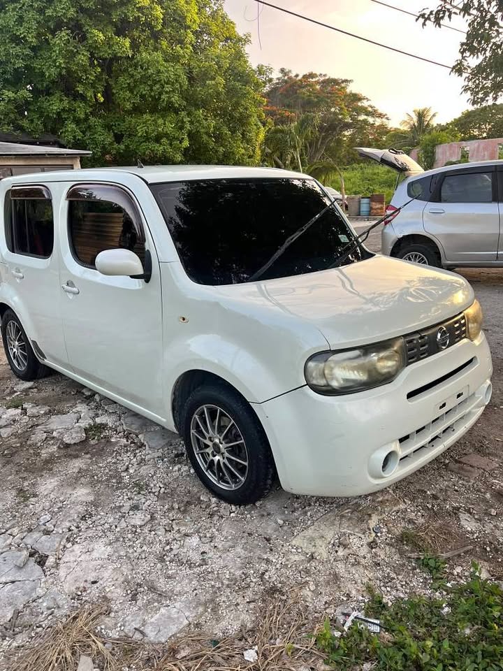 2013 NISSAN CUBE