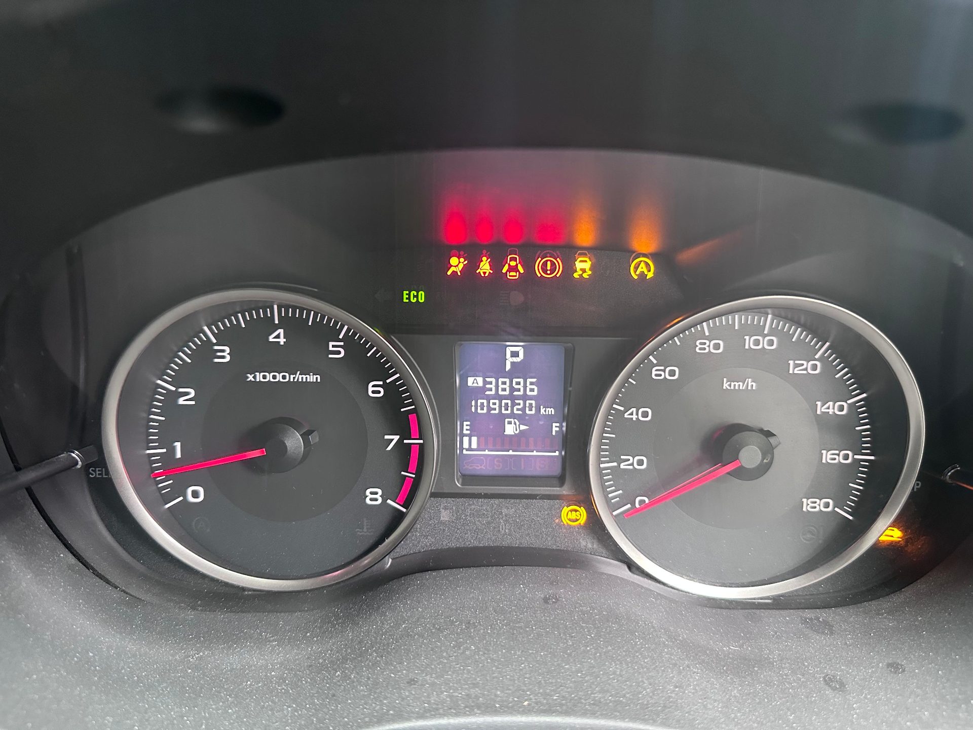 2014 SUBARA IMPREZA 2.0I — photo 11