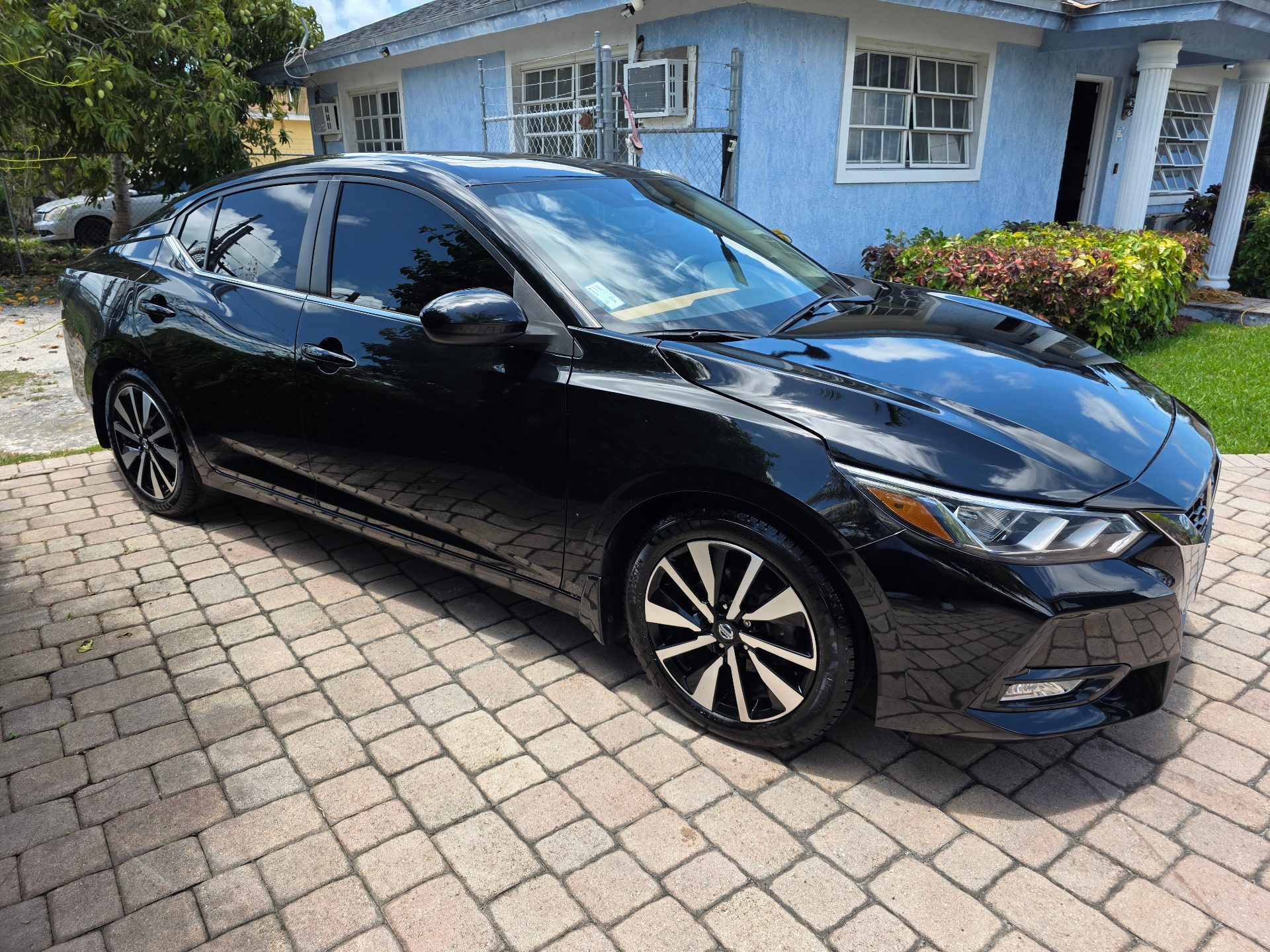 2022 NISSAN SENTRA SV — photo 2