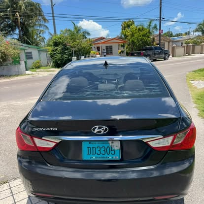2011 HYUNDAI SONATA — photo 3