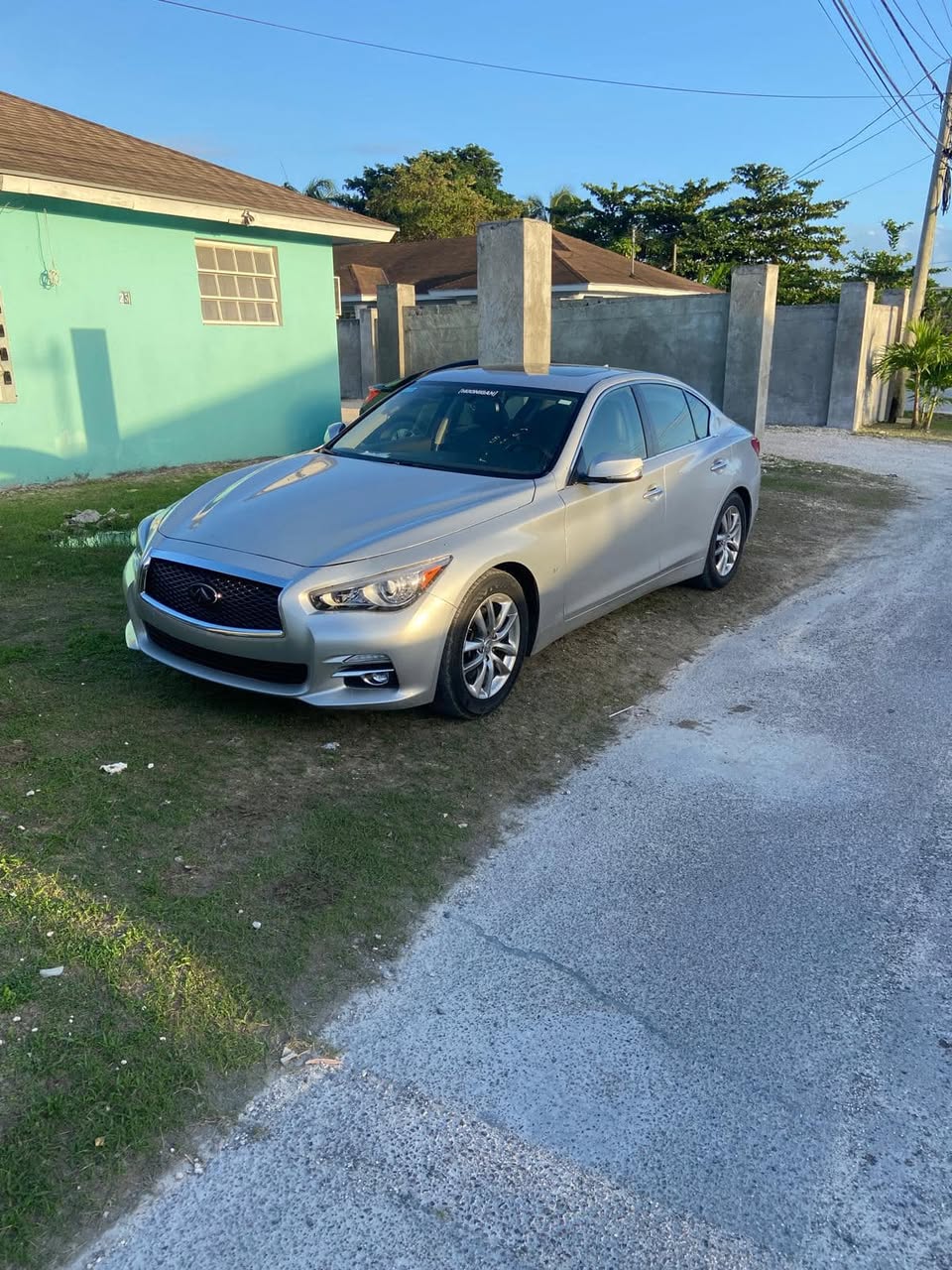2016 INFINITY Q50 — photo 4