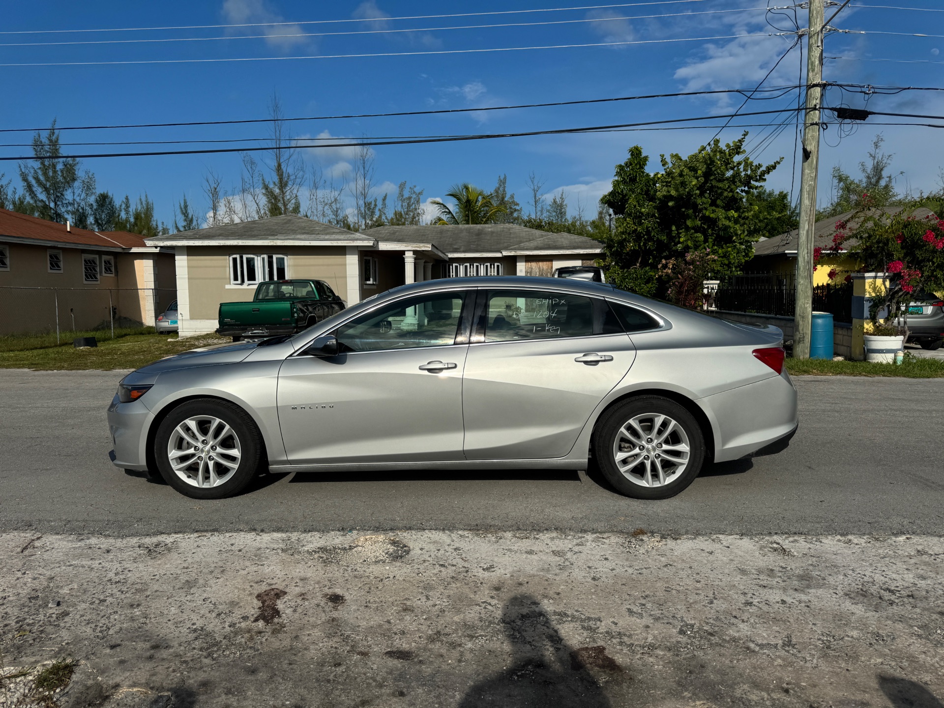 2017 CHEVROLET MALIBU HYBRID — photo 4