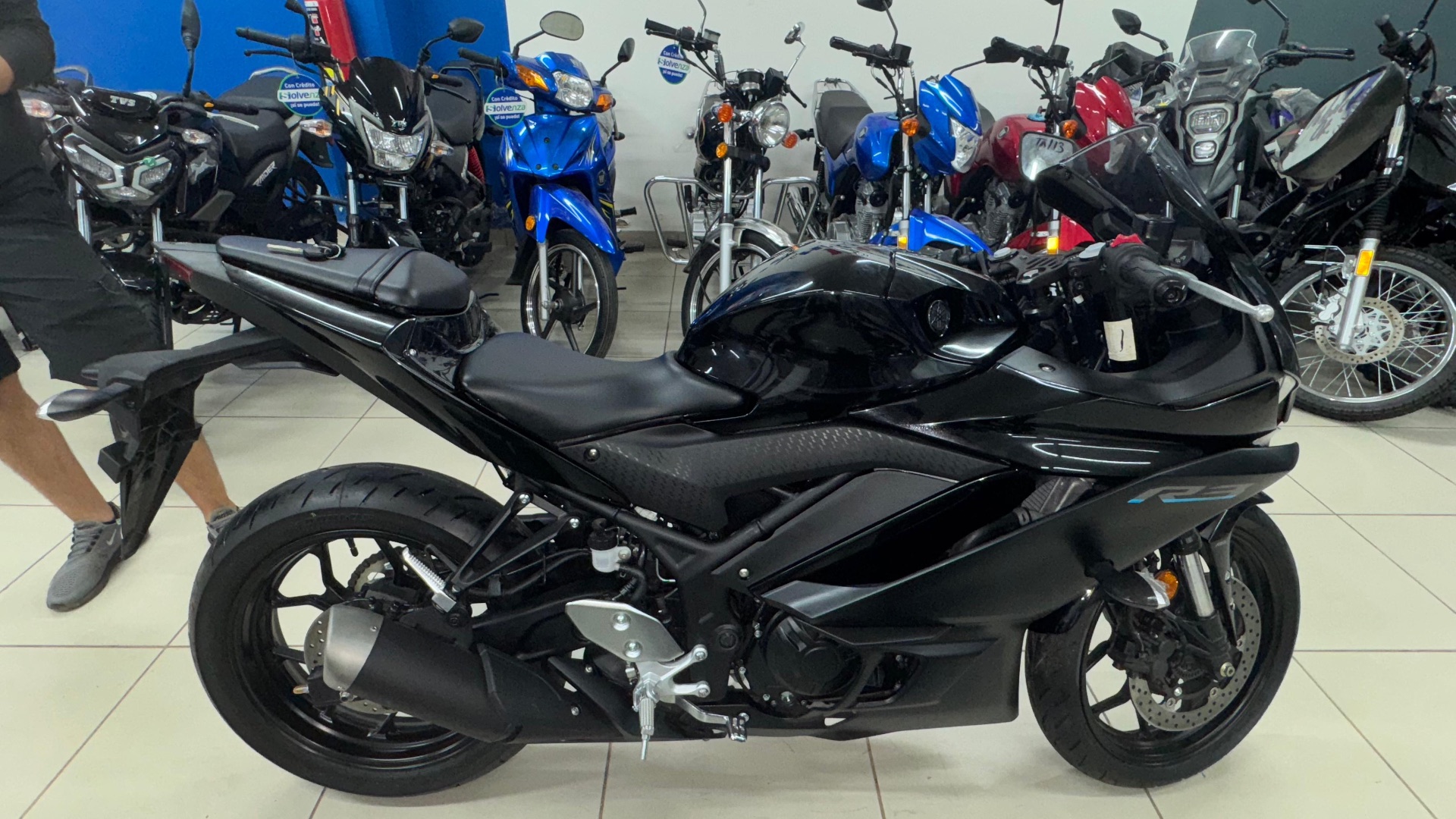 2024 YAMAHA R3 — photo 6