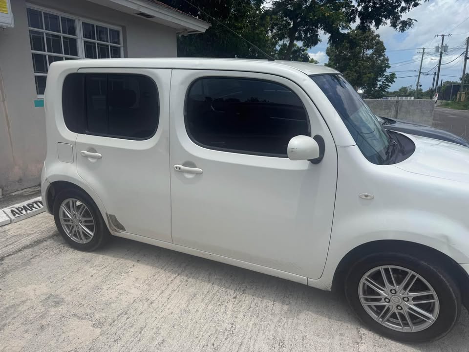 2011 NISSAN CUBE — photo 8